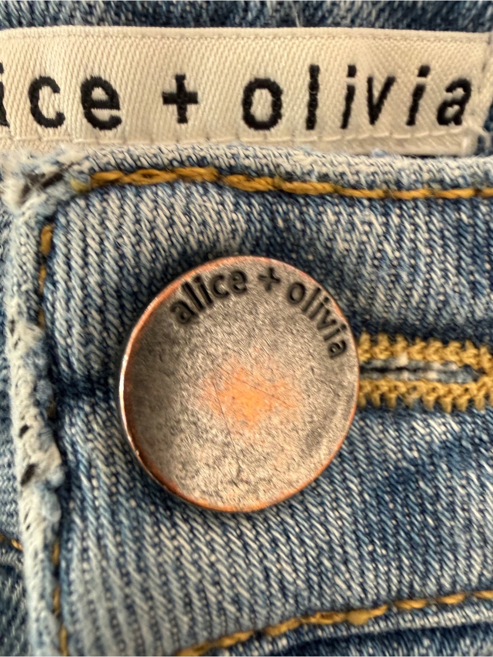 Alice + Olivia "Good" Low-Rise Cropped Jeans | Released Hem | 28 - Picture 9 of 14